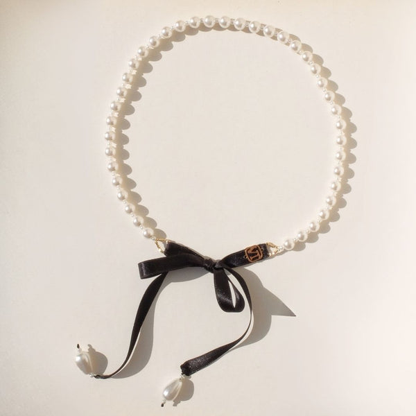 Holly necklace - Midnight dream pearl and black satin ribbon